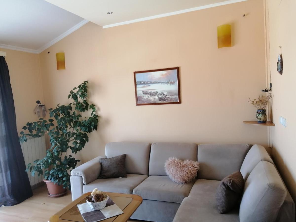 Goga Apartments Primošten Buitenkant foto